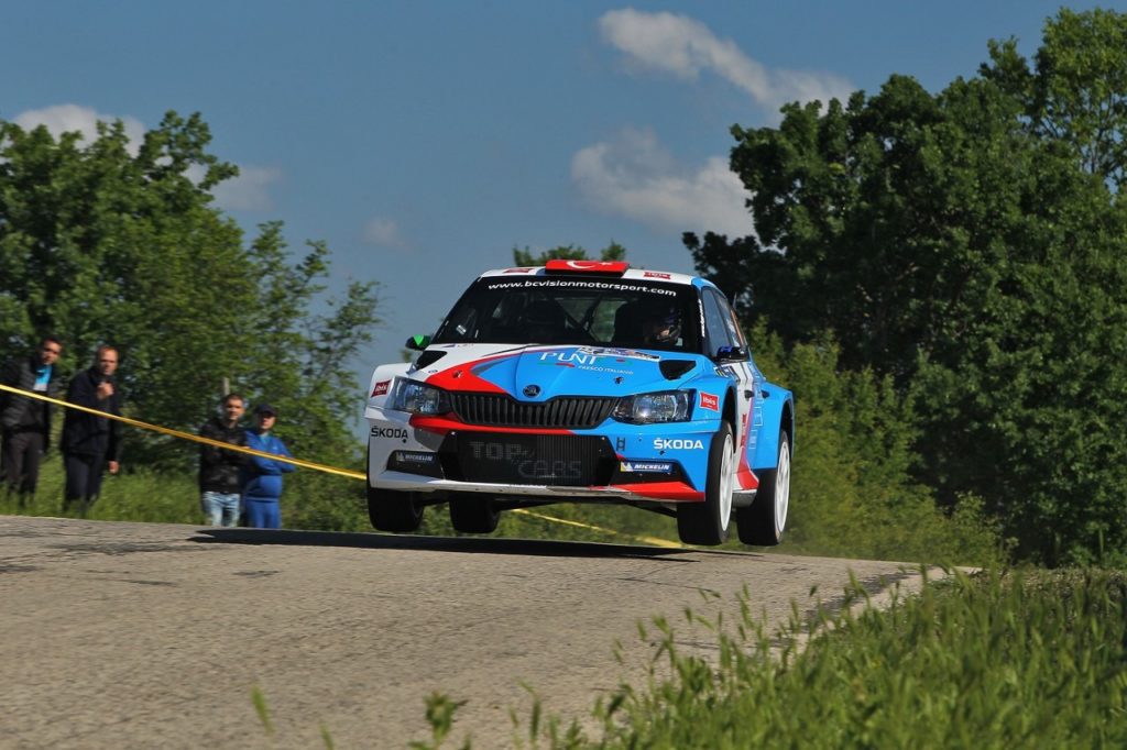 thumbnail_skoda-fabia-r5