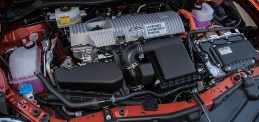 2020 corolla yakıt tüketimi hibrit